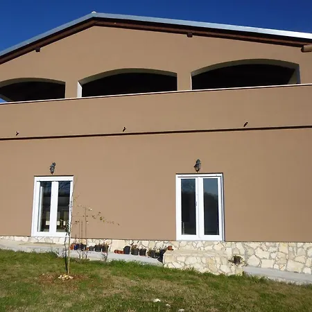 Nina Apartament